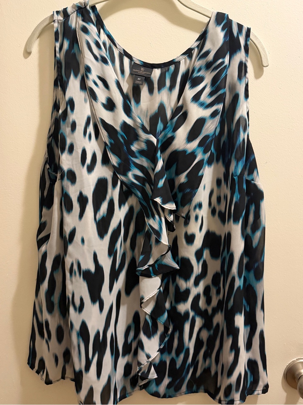 2z Plus Worthington Teal & Black Animal Print Ruffle Sleeveless Top